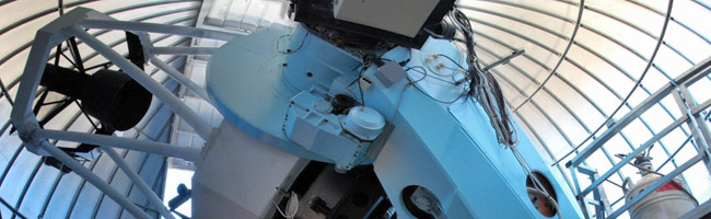 Montura del uno de los telescopios del OSN