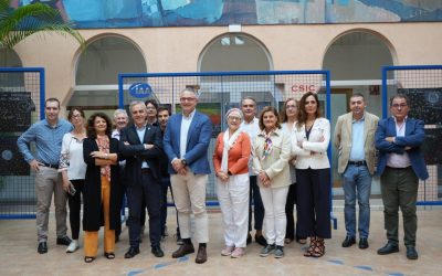 El Instituto de Astrofísica de Andalucía recibe la visita de Juan Carlos Cortés, director de la Agencia Espacial Española